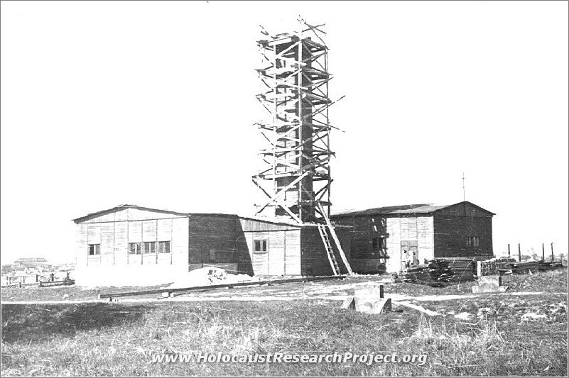 The crematorium chimney in the Majdanek camp, under construction.